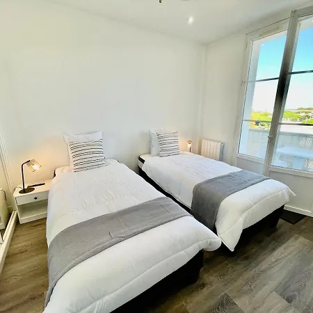 Apartment Harbor - T3 Vue - 100 M De La