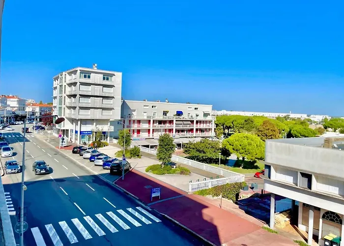 Harbor - T3 Vue - 100 M De La * Royan