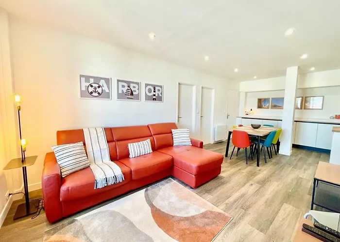 Harbor - T3 Vue - 100 M De La * Royan