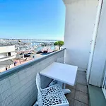 Апартаменты Harbor - T3 Vue - 100 M De La *